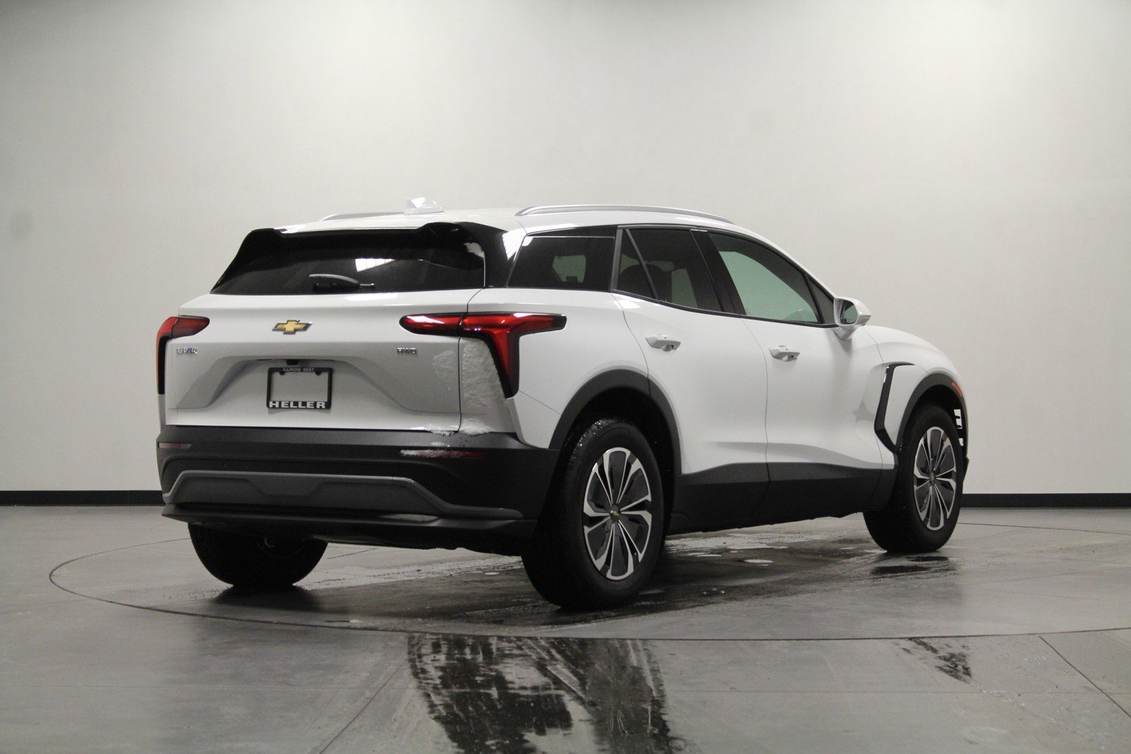 2024 Chevrolet Blazer EV photo 3