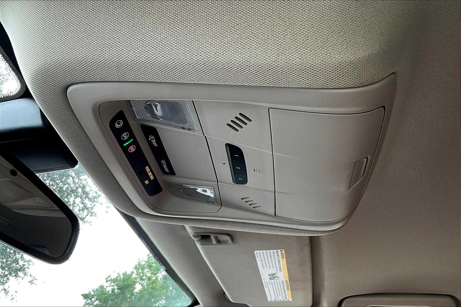 2019 Gmc Acadia SLT photo 32