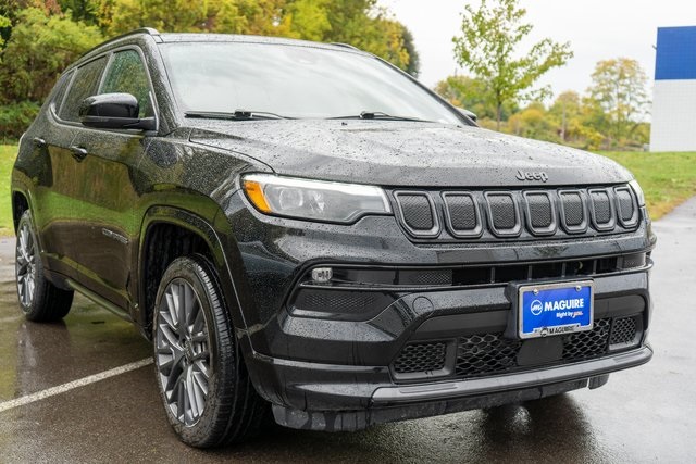 2022 Jeep Compass High Altitude photo 2
