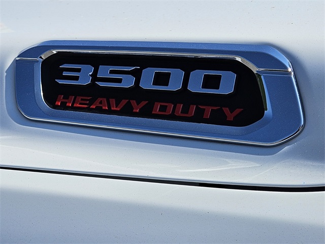 2026 Ram 3500 Tradesman photo 9