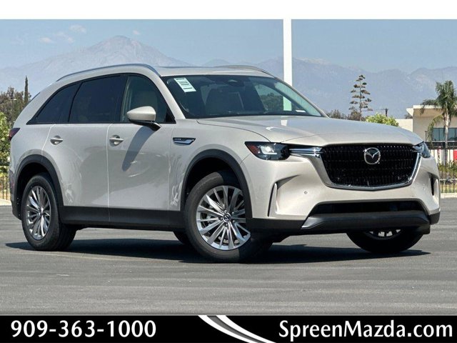 2025 Mazda CX-90 Preferred Package's photo