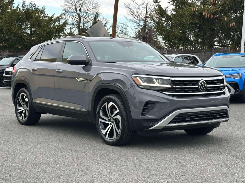 2023 Volkswagen Atlas Cross Sport SEL's photo