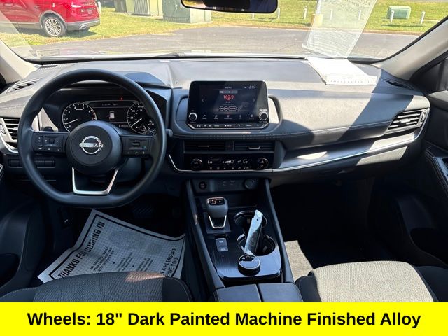 2024 Nissan Rogue SV photo 18