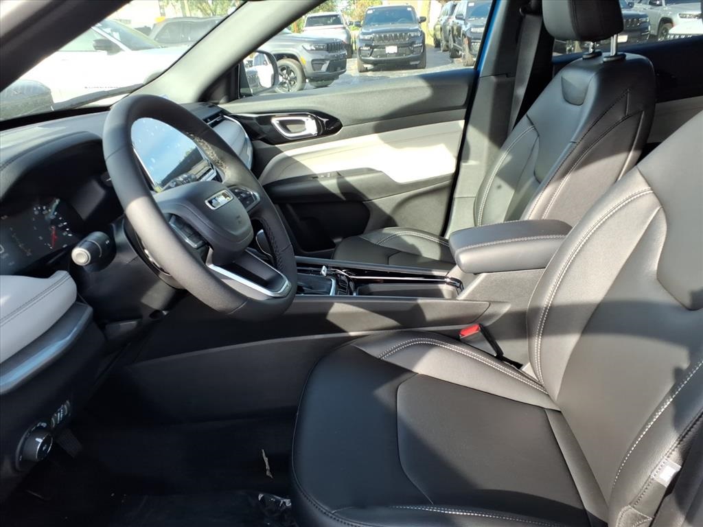 2026 Jeep Compass Limited photo 8
