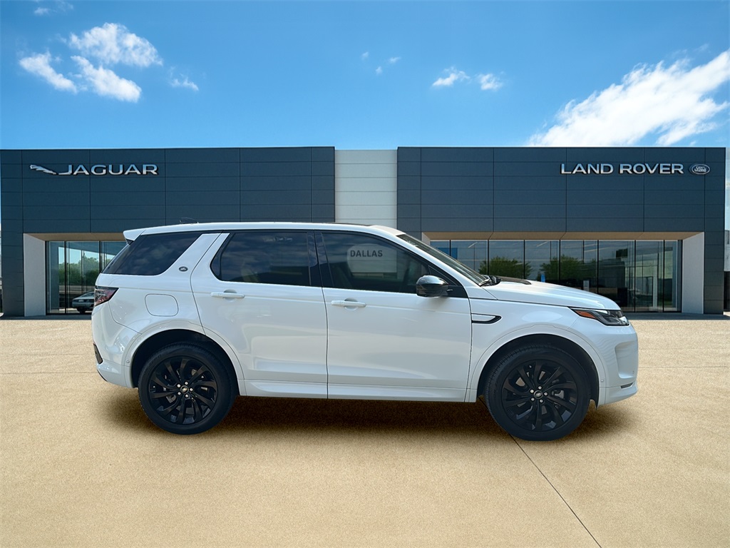 2025 Land Rover Discovery Sport S photo 3