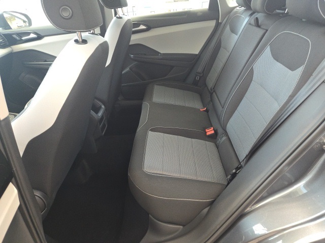 2025 Volkswagen Taos S photo 14