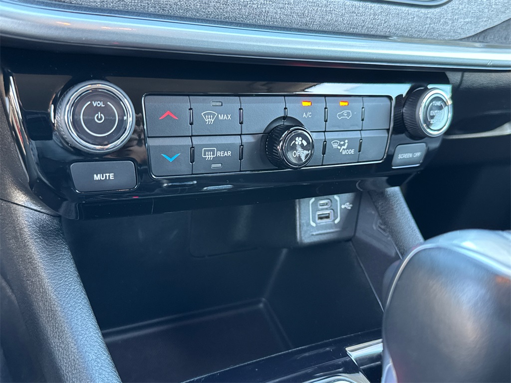 2022 Jeep Compass Latitude photo 27