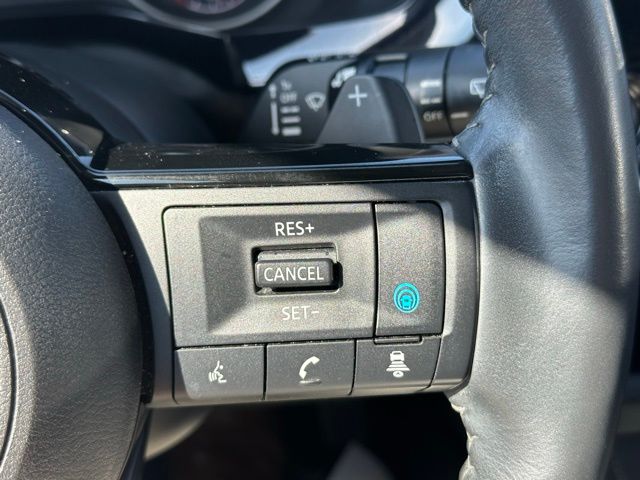 2022 Nissan Pathfinder SL photo 16