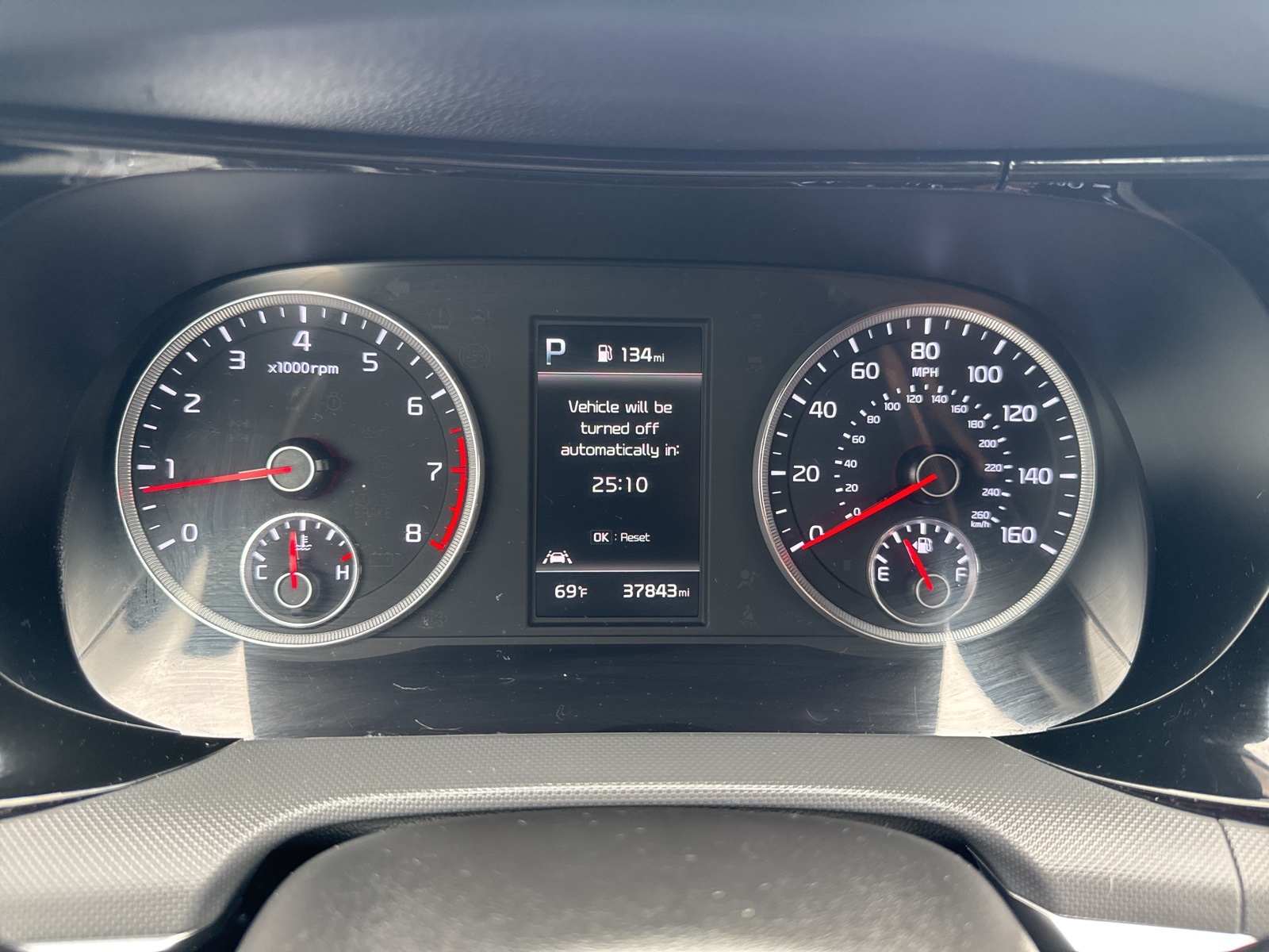 2024 Kia K5 GT-Line photo 3