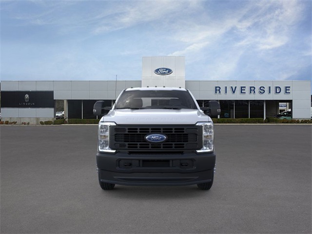 2025 Ford F-350 XL photo 4