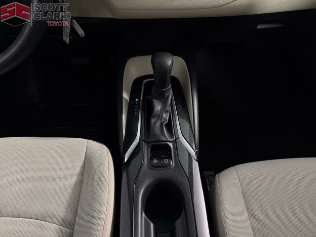 2021 Toyota Corolla LE photo 18
