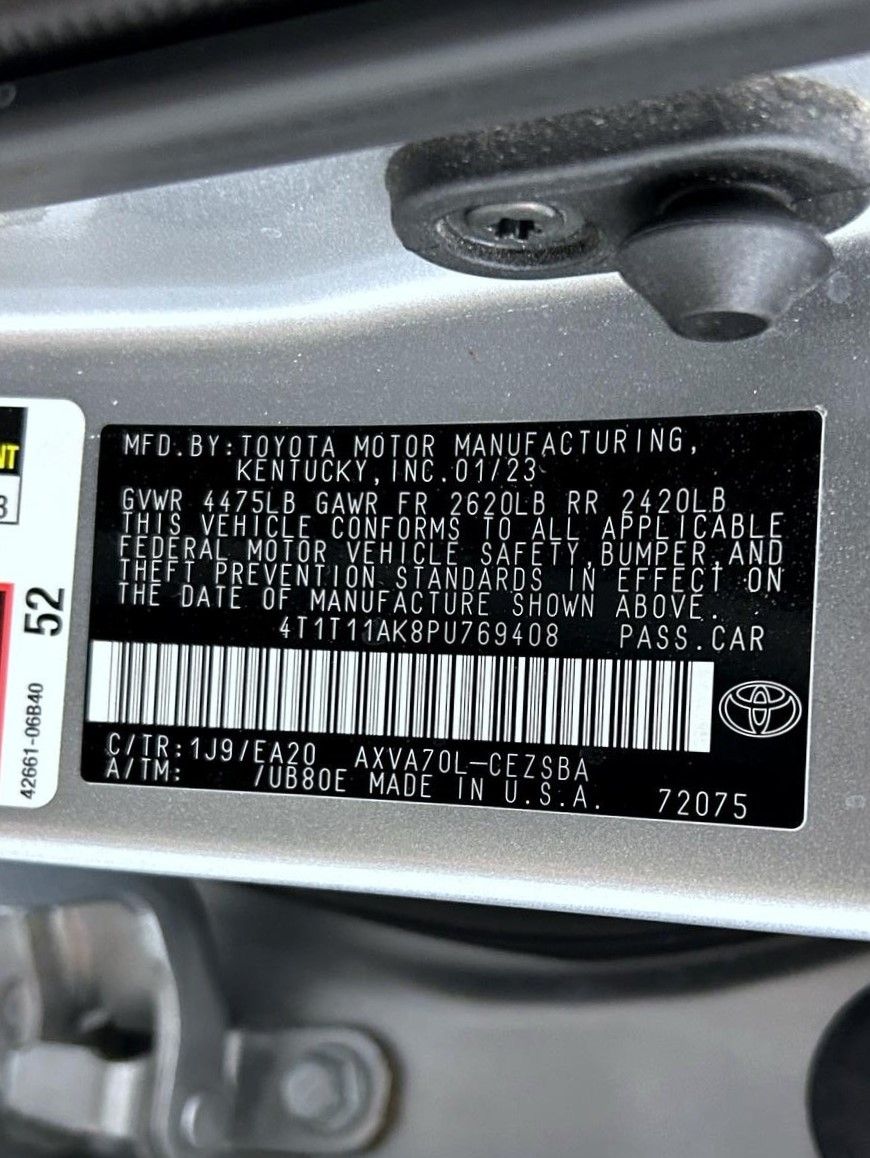 2023 Toyota Camry SE photo 25