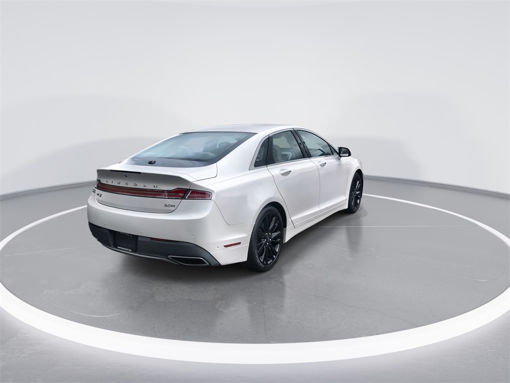 2020 Lincoln MKZ Hybrid Reserve photo 8