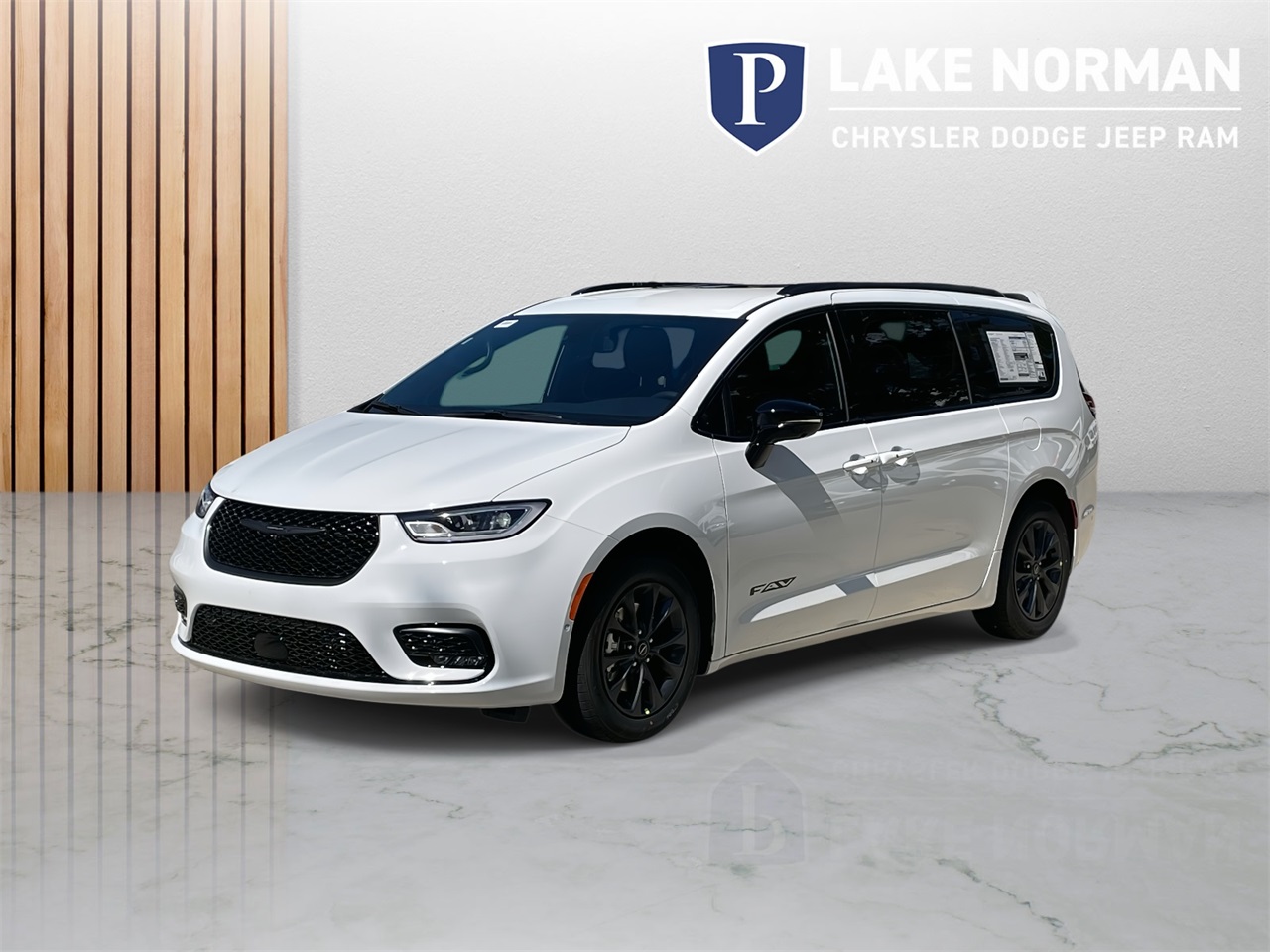 2025 Chrysler Pacifica photo 4