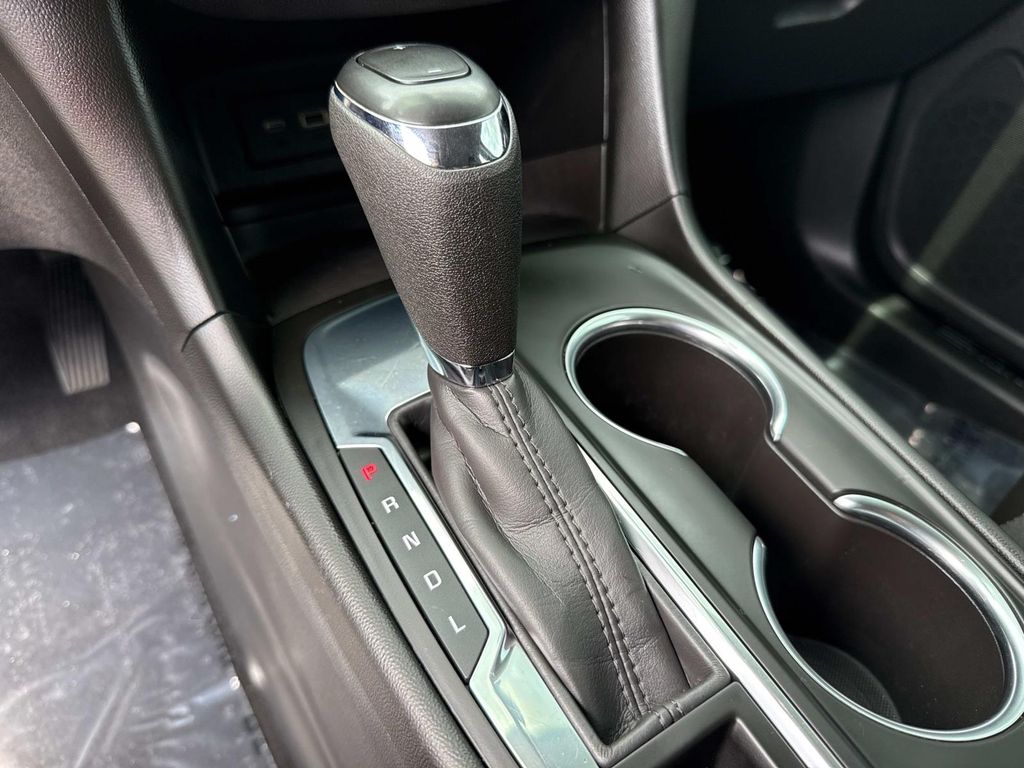 2021 Chevrolet Equinox LT photo 27