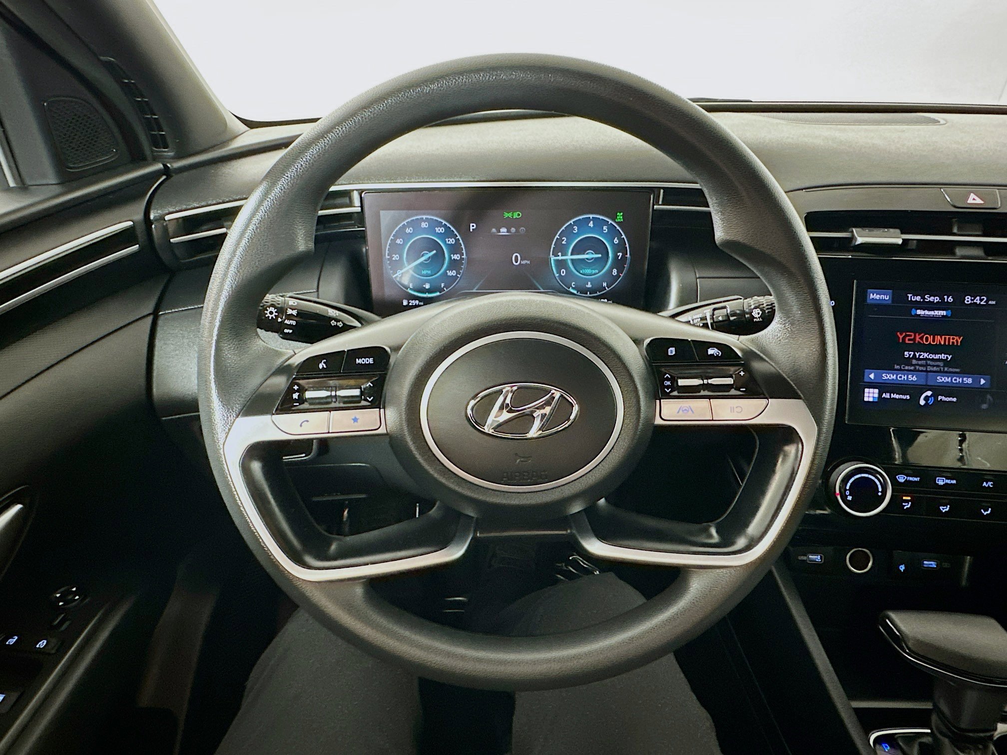 2022 Hyundai Santa Cruz SEL photo 9