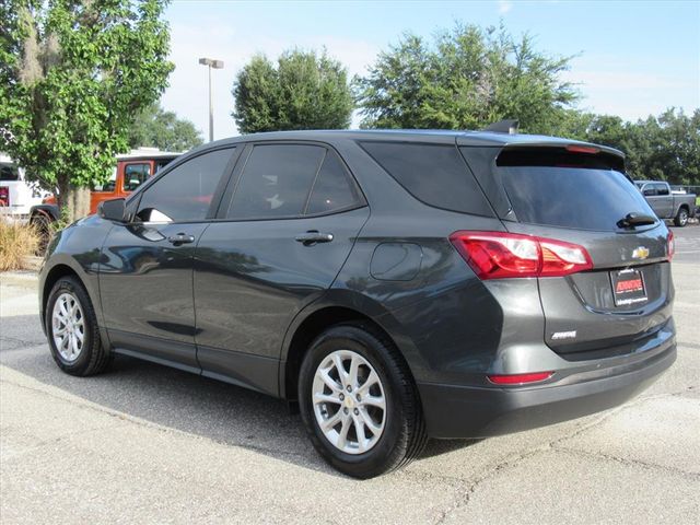 2020 Chevrolet Equinox LS photo 3