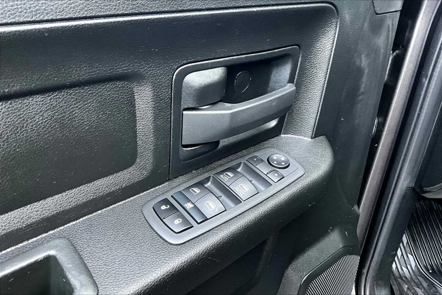 2022 Ram 2500 Tradesman photo 30