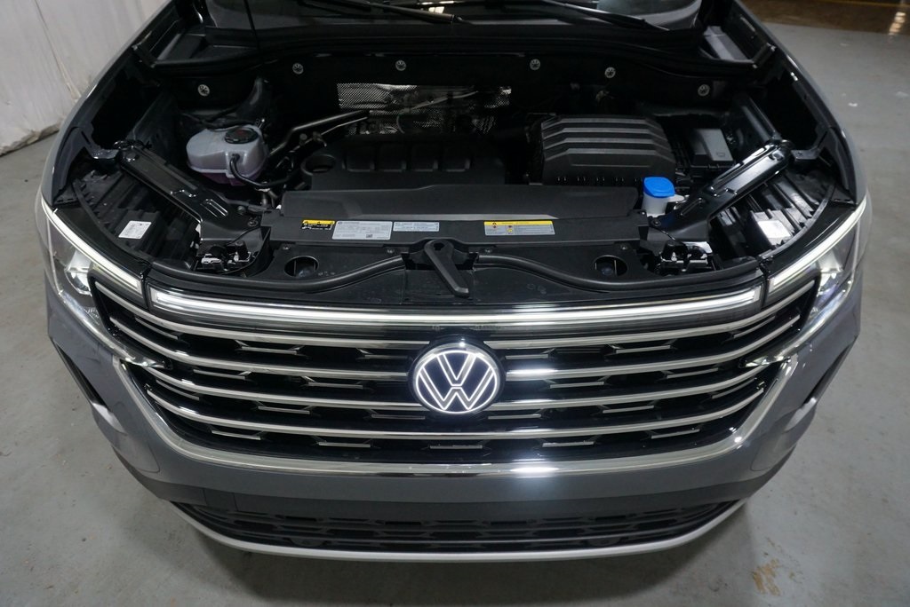 2025 Volkswagen Atlas SEL photo 34