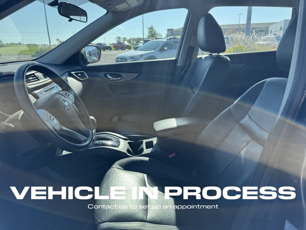 2014 Nissan Rogue S photo 11