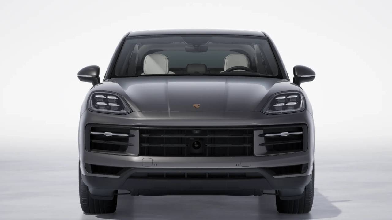2025 Porsche Cayenne photo 9