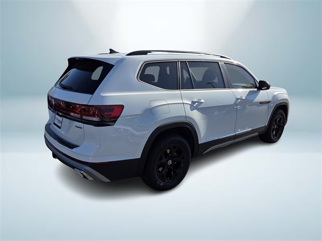 2025 Volkswagen Atlas Peak Edition SE photo 4