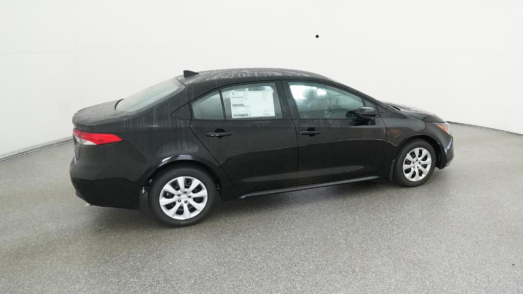 2025 Toyota Corolla LE photo 24