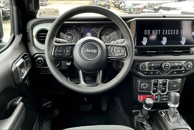 2025 Jeep Wrangler Willys photo 16