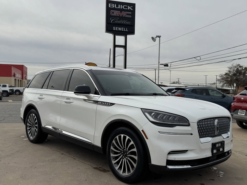 2022 Lincoln Aviator Reserve's photo