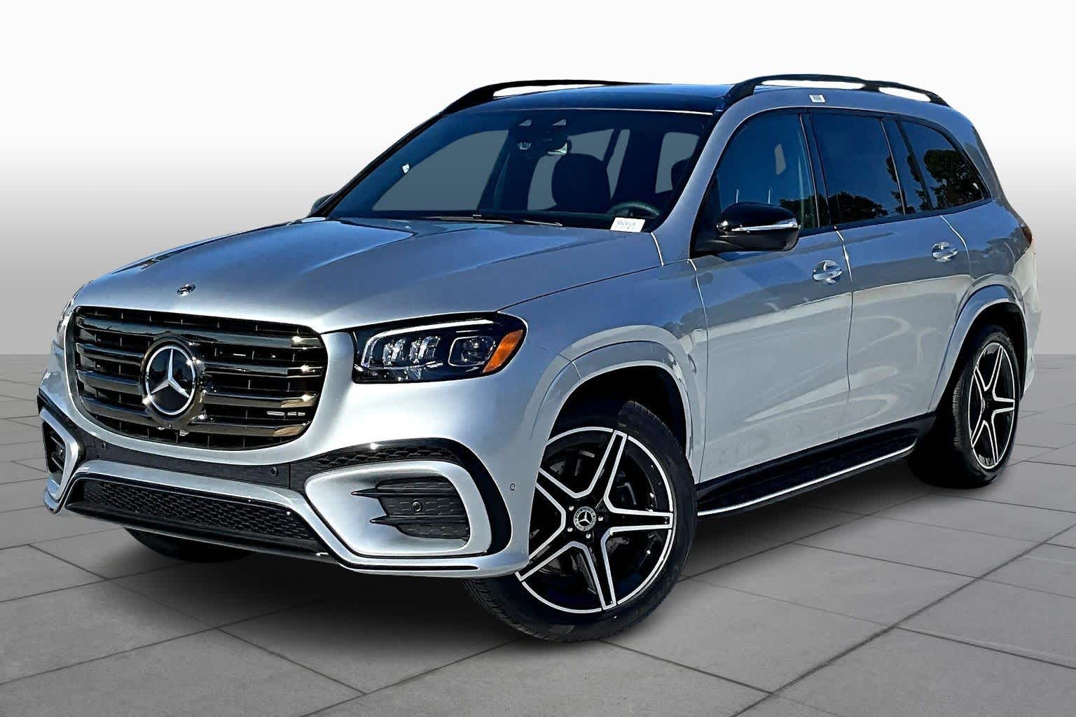 2026 Mercedes-Benz GLS Base's photo