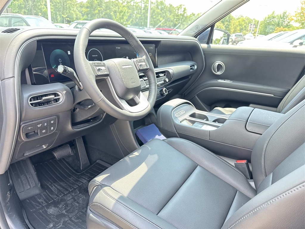 2026 Hyundai Palisade Limited photo 9