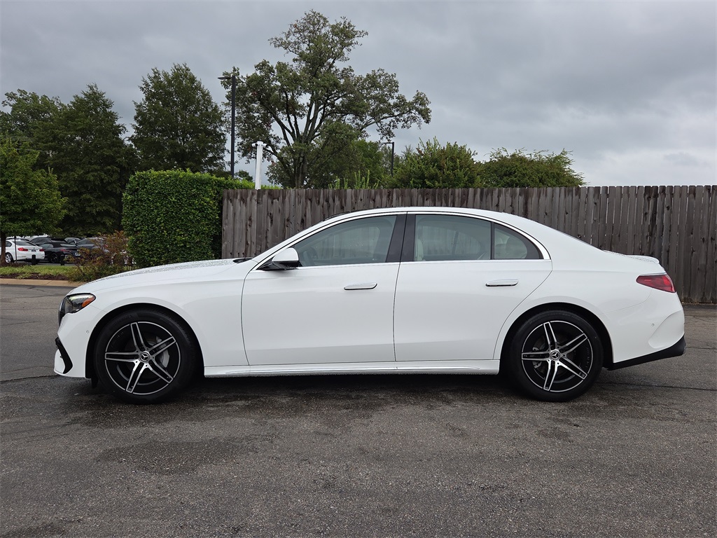 2025 Mercedes Benz E 350 photo 2