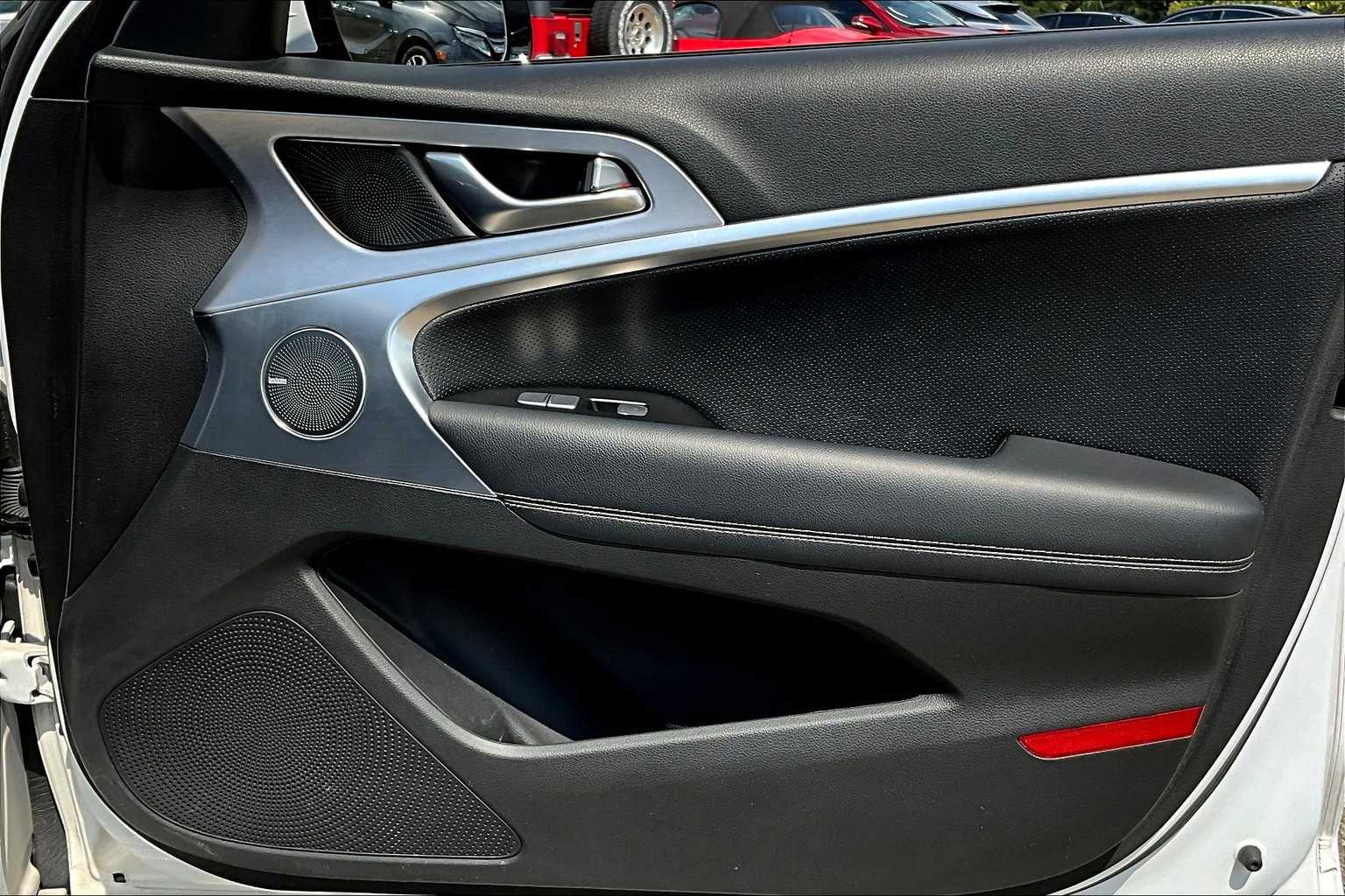 2019 Genesis G70 3.3T Advanced photo 18