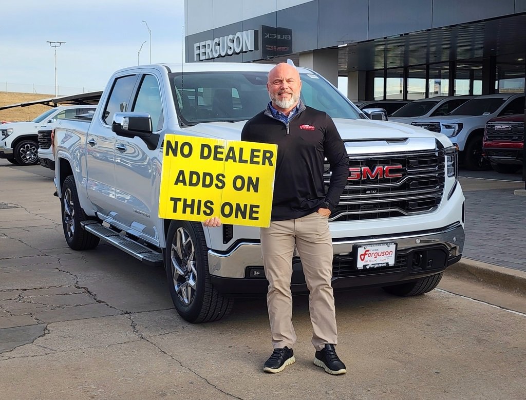 2026 GMC Sierra 1500 SLT's photo