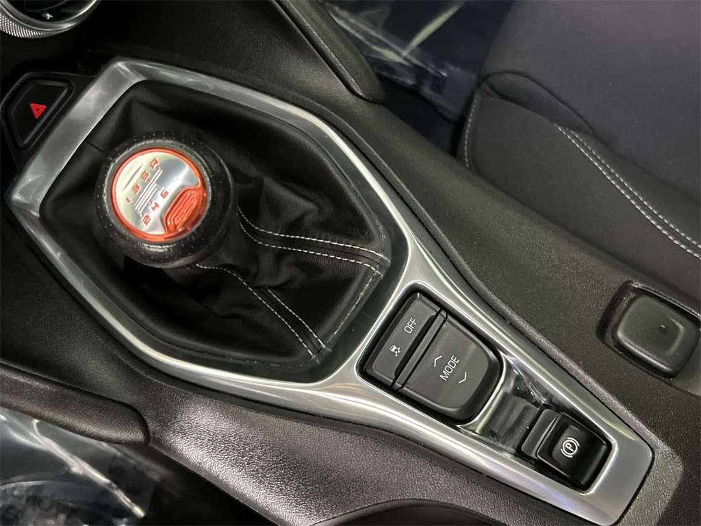 2016 Chevrolet Camaro 1SS photo 19