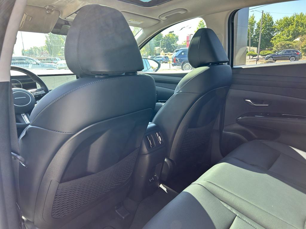 2025 Hyundai Tucson Hybrid Limited photo 22
