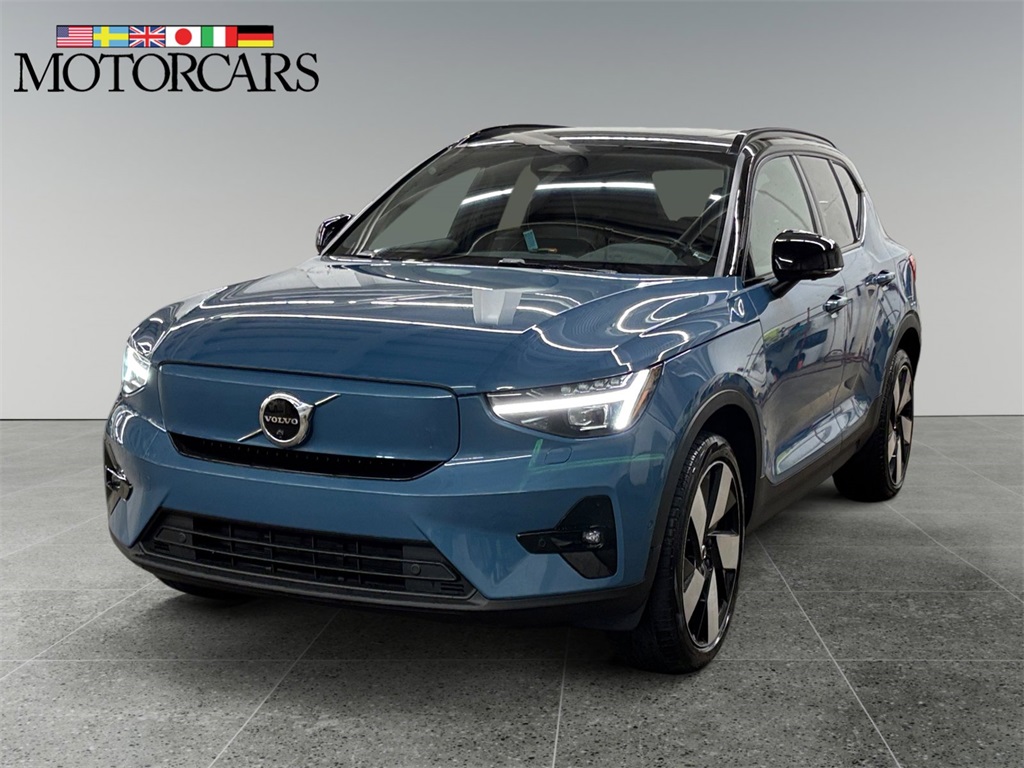 2023 Volvo XC40 Recharge Ultimate photo 6