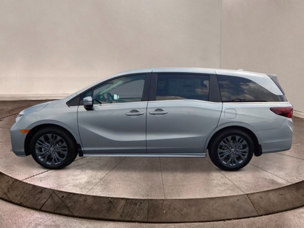 2026 Honda Odyssey Touring photo 2