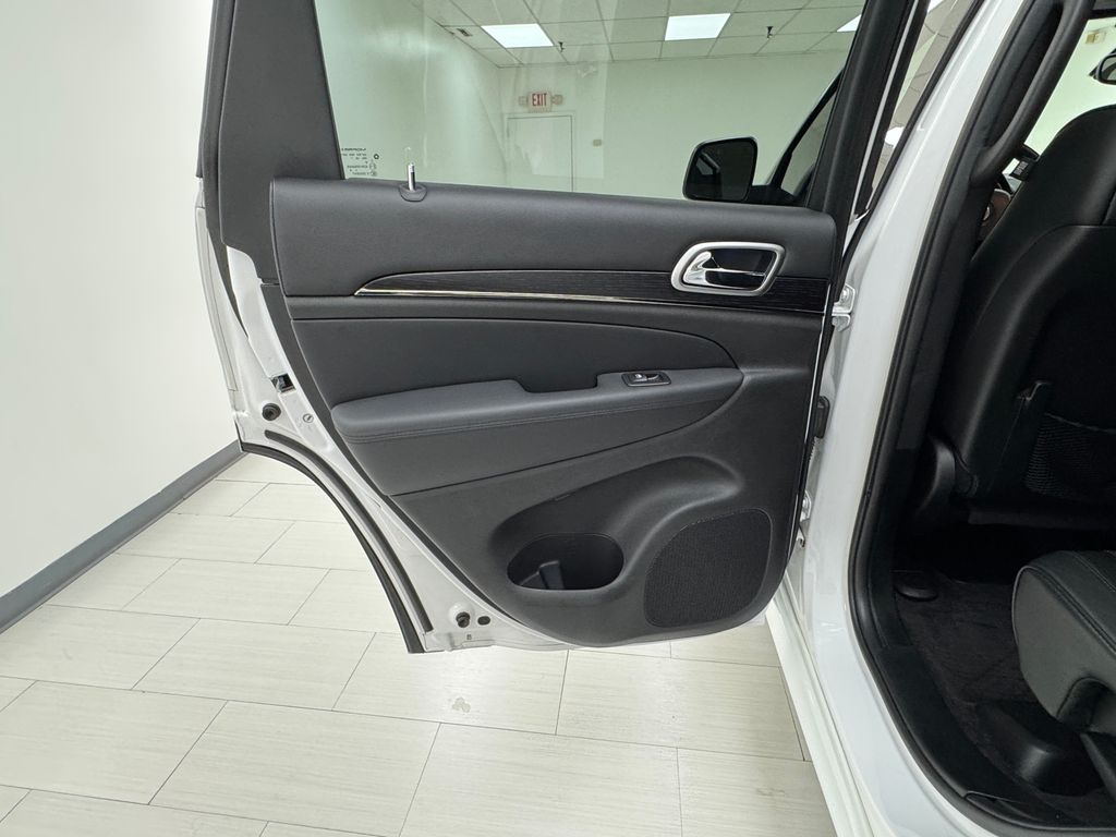 2018 Jeep Grand Cherokee High Altitude photo 11