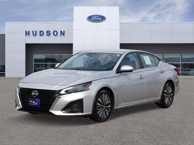 2023 Nissan Altima SV