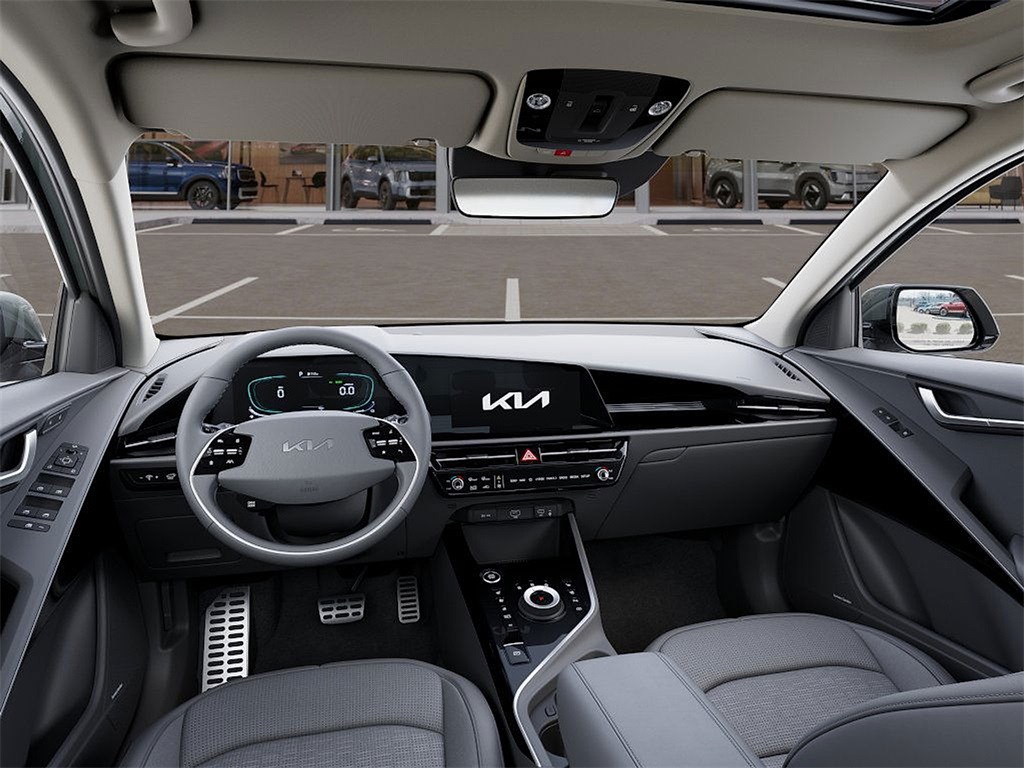 2025 Kia Niro Plug-In Hybrid SX Touring photo 13