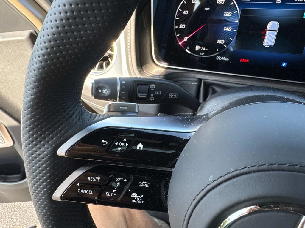 2025 Mercedes Benz G 550 photo 28
