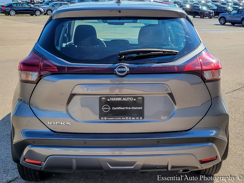 2024 Nissan Kicks S photo 4