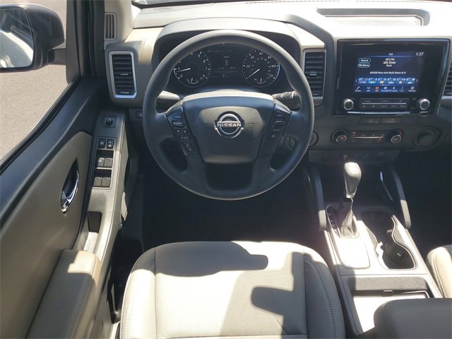 2022 Nissan Frontier SV photo 25