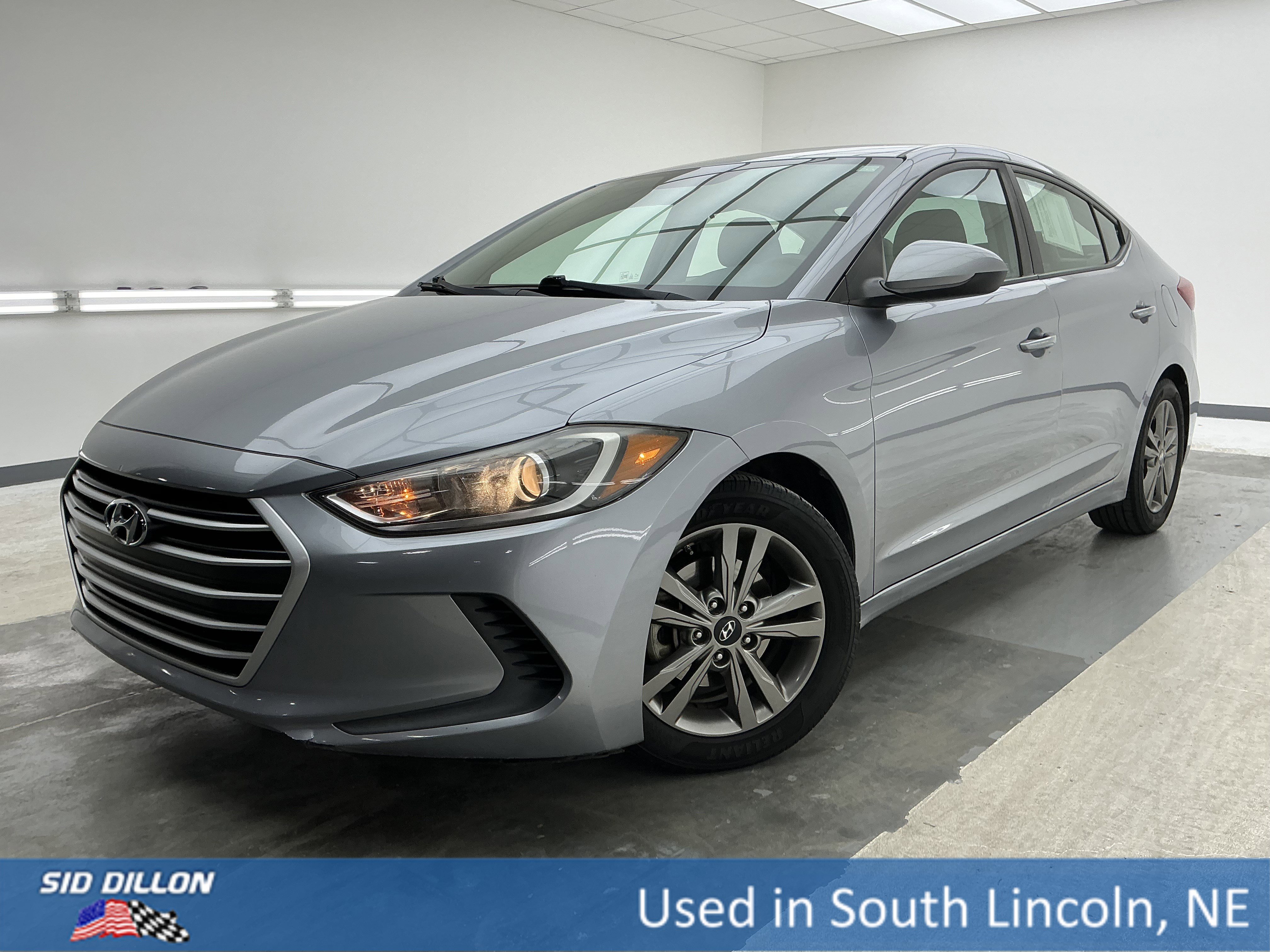 2017 Hyundai Elantra SE's photo
