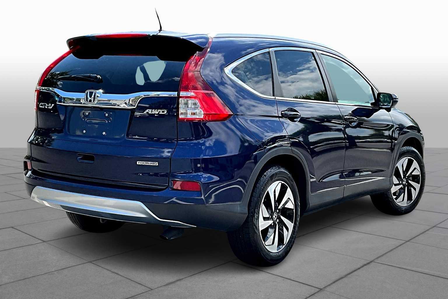 2015 Honda CR-V Touring photo 11