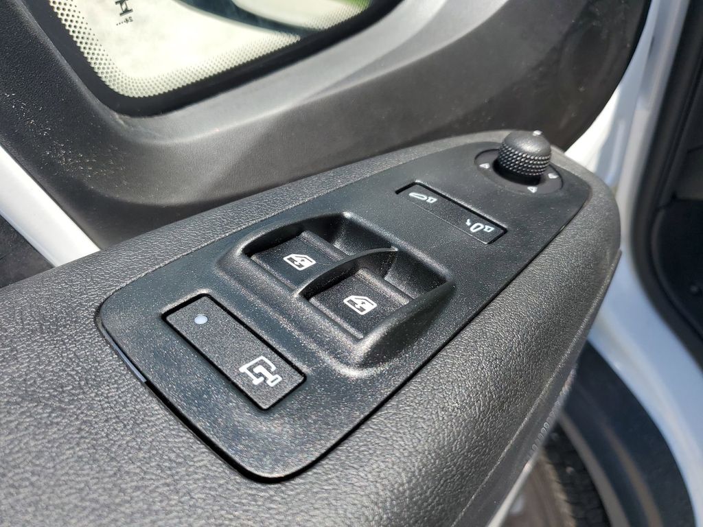 2025 Ram ProMaster 1500 photo 23