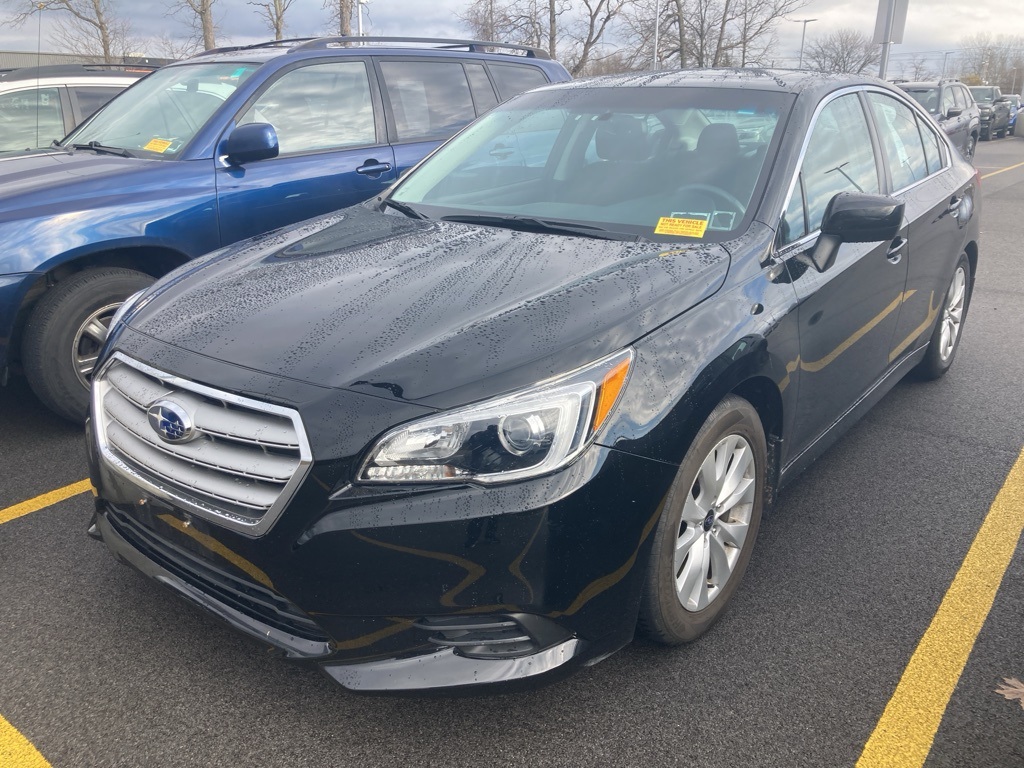 2017 Subaru Legacy 2.5i photo 2