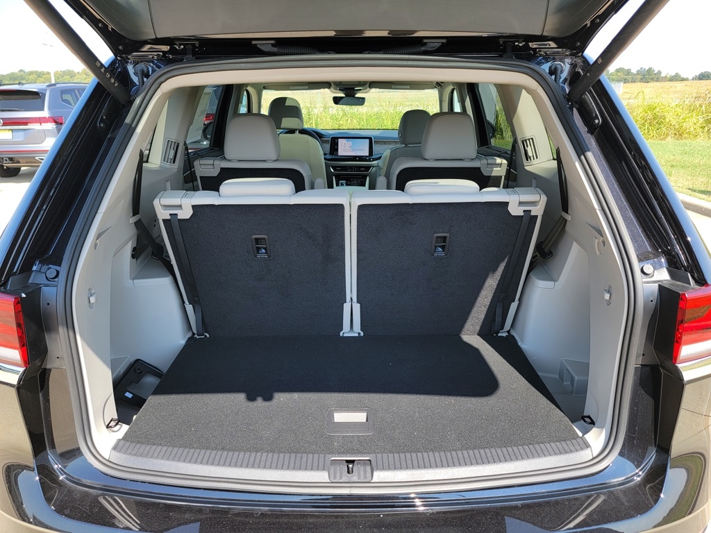 2025 Volkswagen Atlas SE Technology photo 15