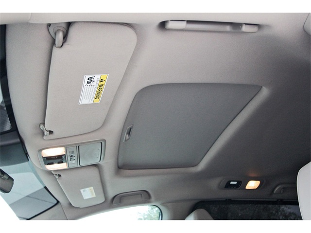 2024 Honda Odyssey EX-L photo 28